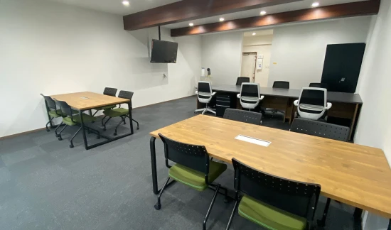 ハウスドゥ石和温泉駅前通り