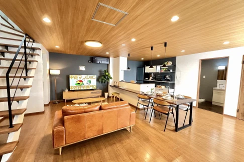 中古住宅･中古マンション専門店ヤドカウ